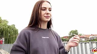 德国街挑瘦18+少女艾玛埃文斯粗暴试镜操