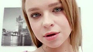 FETISH goddess handles DOUBLE ANAL and DOUBLE PUSSY with one in her mouth