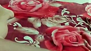 Bokep indonesia with tante sange and kontol gede action