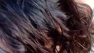 On the balcony, sucking and giving up the pussy outdoors