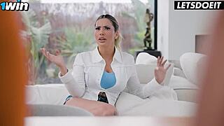 Oh, I dirty Kenia end up fuckin that big dick guy oops