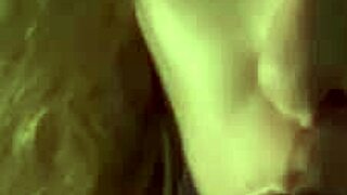 Madrasta fodeu enteado em segredo do marido