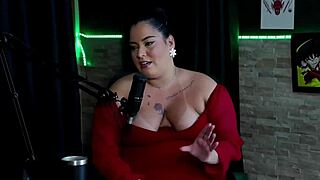 Blonde Brazilian Latina Explores Bisexual Domination Fetish With Submissive Toys And Sexy Milf In Glamour Amateur Casting