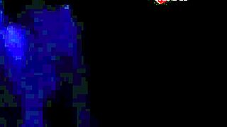 Slut chupando desconhecidos engolindo porra e beijando o corno at gloryhole with cum swallow humiliation