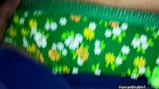 Detailed Hot Indian Desi Hindi Sex Video Scene