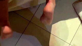 me da fuerte por la conchita hasta mojarme toda y acaba en mi cola, que rico con latina blonde 🔥💦