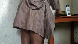 ebony couple handjob and blowjob with cum on ass at desk