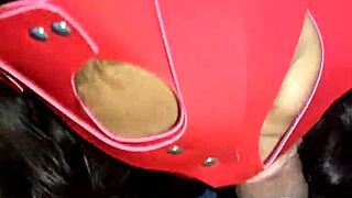 Hijastro me encontr� con lenceria y me di� una buena mamada de culo y conchita! Termino desgarrando mi culo virgen!