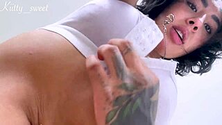 Oh man, I'm getting all creamy and moaning while fingering my pussy at my best friend's house alone