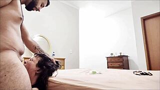 Duvido você não gozar com uma garota dessa