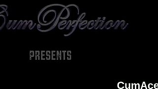 Flirty model gets jizz shot on her face swallowing all the cream 😍🍆💦