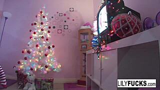 i'm squirting all over in these christmas moments, feeling so sexy and nude with my small tits...