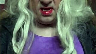 I love tasting my shy bisexual lover's pee while we film it