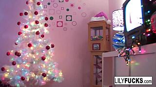 i'm squirting all over in these christmas moments, feeling so sexy and nude with my small tits...