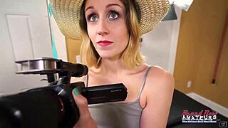 Skinny Hotties Lauren and Pixie Pie Share a Dick to Suck and Get Banged