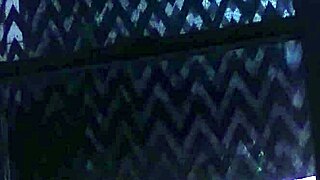 Big booty ebony model shows off her ass in amateur cam session.