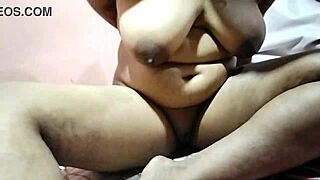 Indian girlfriend and boyfriend share intimate homemade sex with her huge saggy tits bouncing