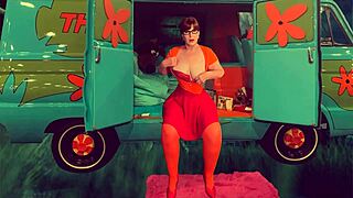 Granny Velma Dinkley Delivers Spectacular Cocksucking With Cum In Mouth As Slutty Sleuth