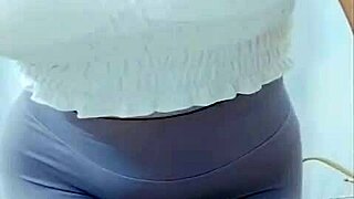 hey, check out this asian girl dancing with cool moves