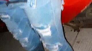 Drunk Mexican Milf Spreads Legs For Outdoor Public Fucking And Creampie