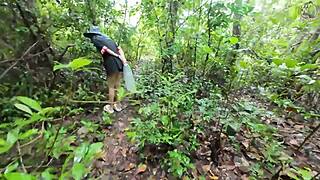 i thai girl walkin showin pussy on roadside with clear thai sound