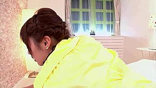 Small tits nymphomaniac Japanese woman enjoys a quick intimate encounter.