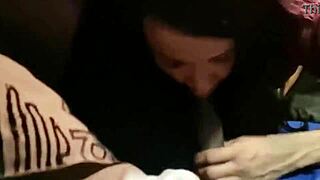 Mamei a Rola do Amigo Dotado no Carro