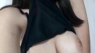 Manekizinha casually shows off her natural big tits in a cute and beautiful young Asian style.