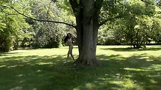 hey check out this tall long-legged brazilian babe with small tits and sneakers 😍