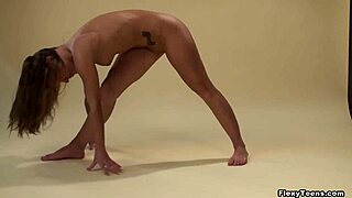 Alena's Flexible Legs Spread Makes Cock Throbbingly Hard