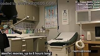 Minnie rose gets cash backstage as nurse patient in hospital