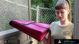 thirsty housewife riley reid licks delivery girl everywhere