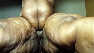 My big-ass ebony stepmom begged for my monster cock and i delivered deep